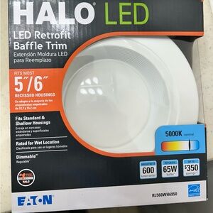 Halo LED Retrofit Baffle Trim in White